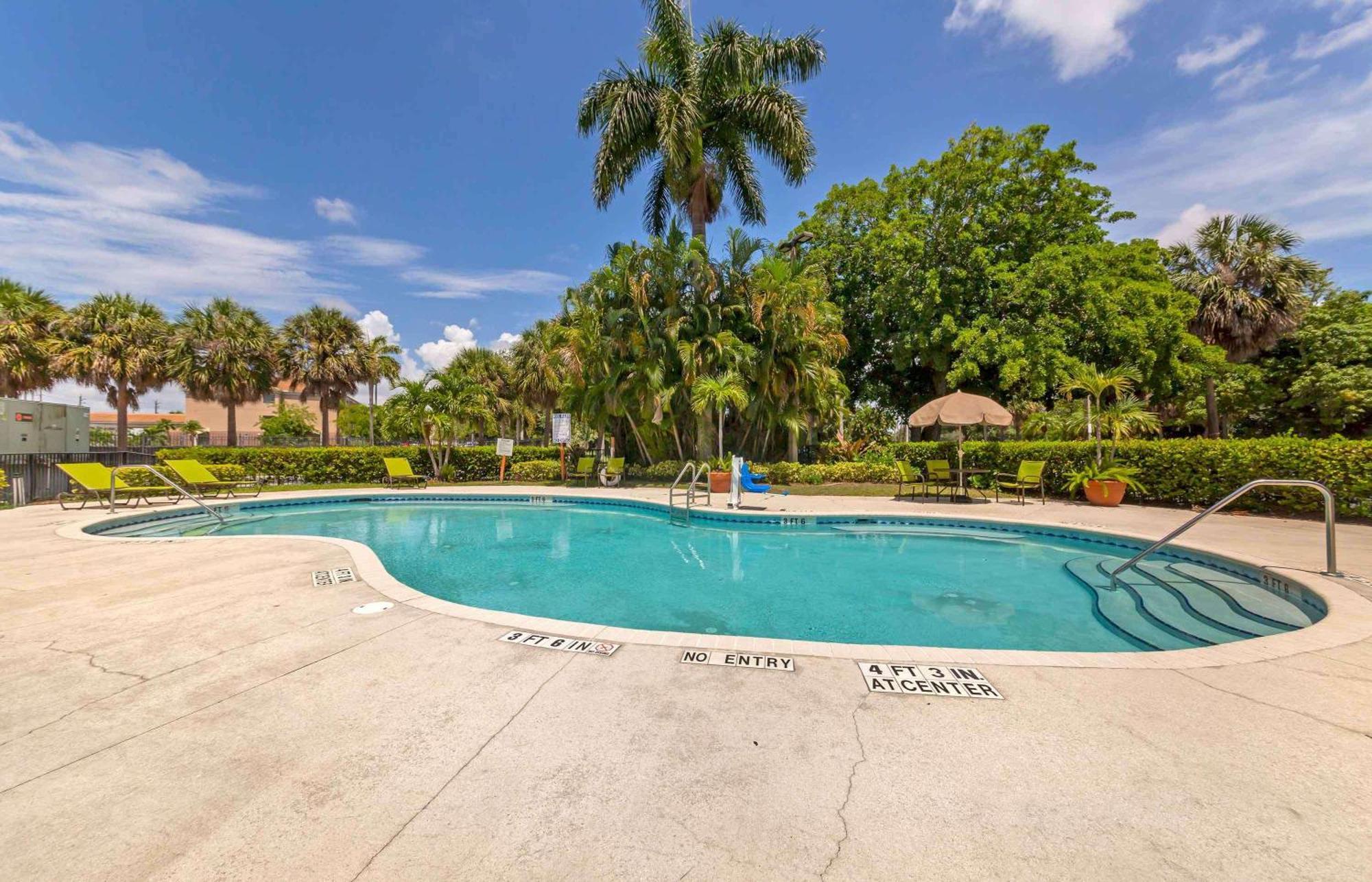 Extended Stay America Premier Suites - Miami - Airport - Miami Springs Εξωτερικό φωτογραφία